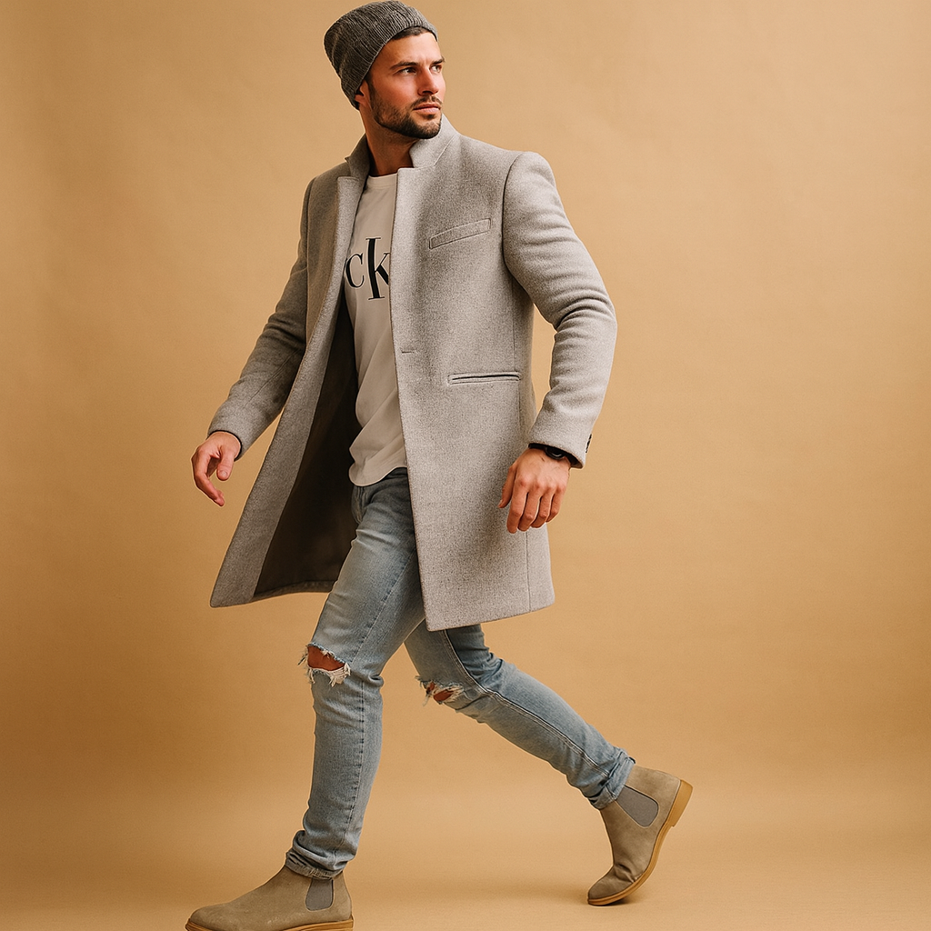 Men’s casual winter coat with a relaxed fit and warm lining, ideal for everyday wear during autumn and winter.