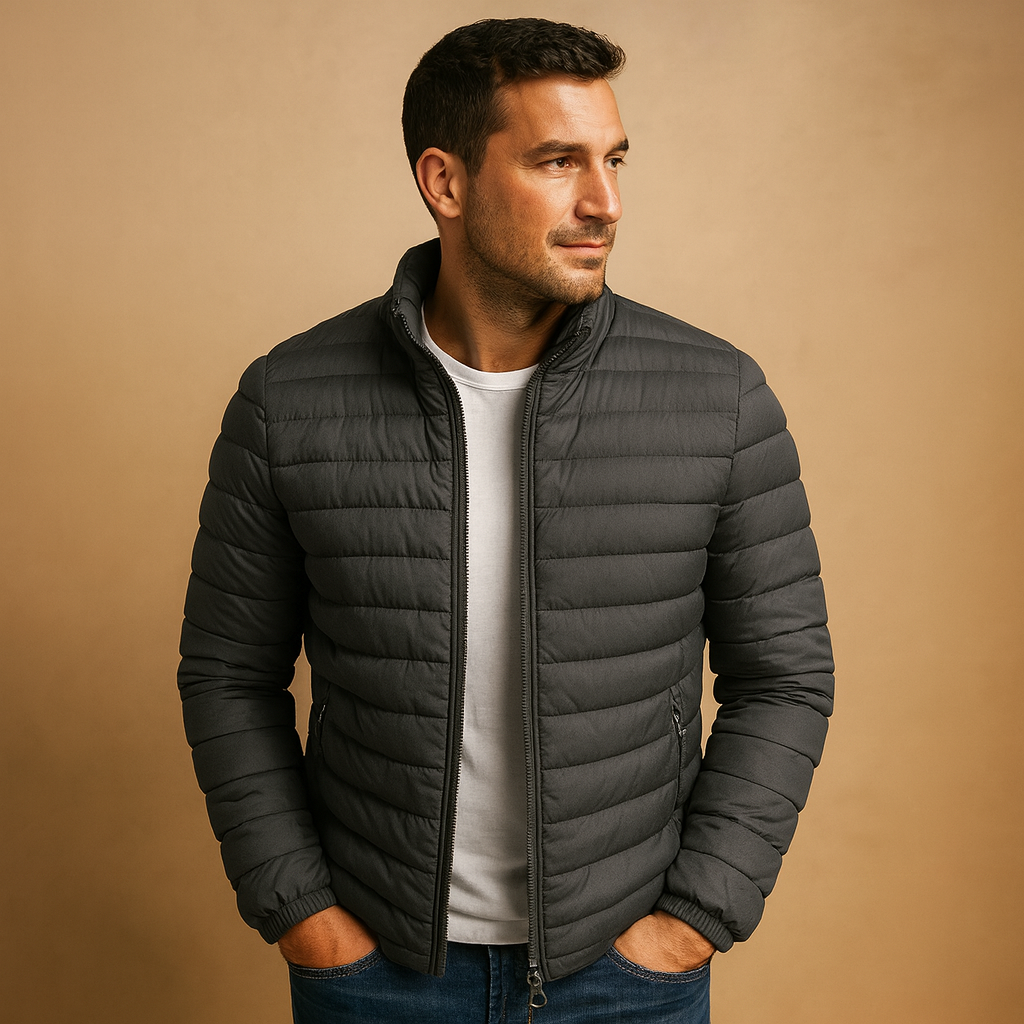 Men’s hooded puffer jacket with classic design, warm insulation, and comfortable fit, suitable for winter days and outdoor use.