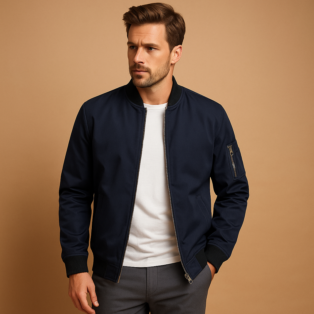 Men’s lightweight summer jacket with a water repellent finish and timeless design, suitable for casual walks and formal occasions.