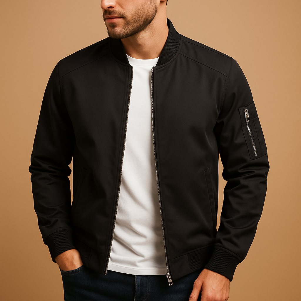 Men’s lightweight summer jacket with a water repellent finish and timeless design, suitable for casual walks and formal occasions.