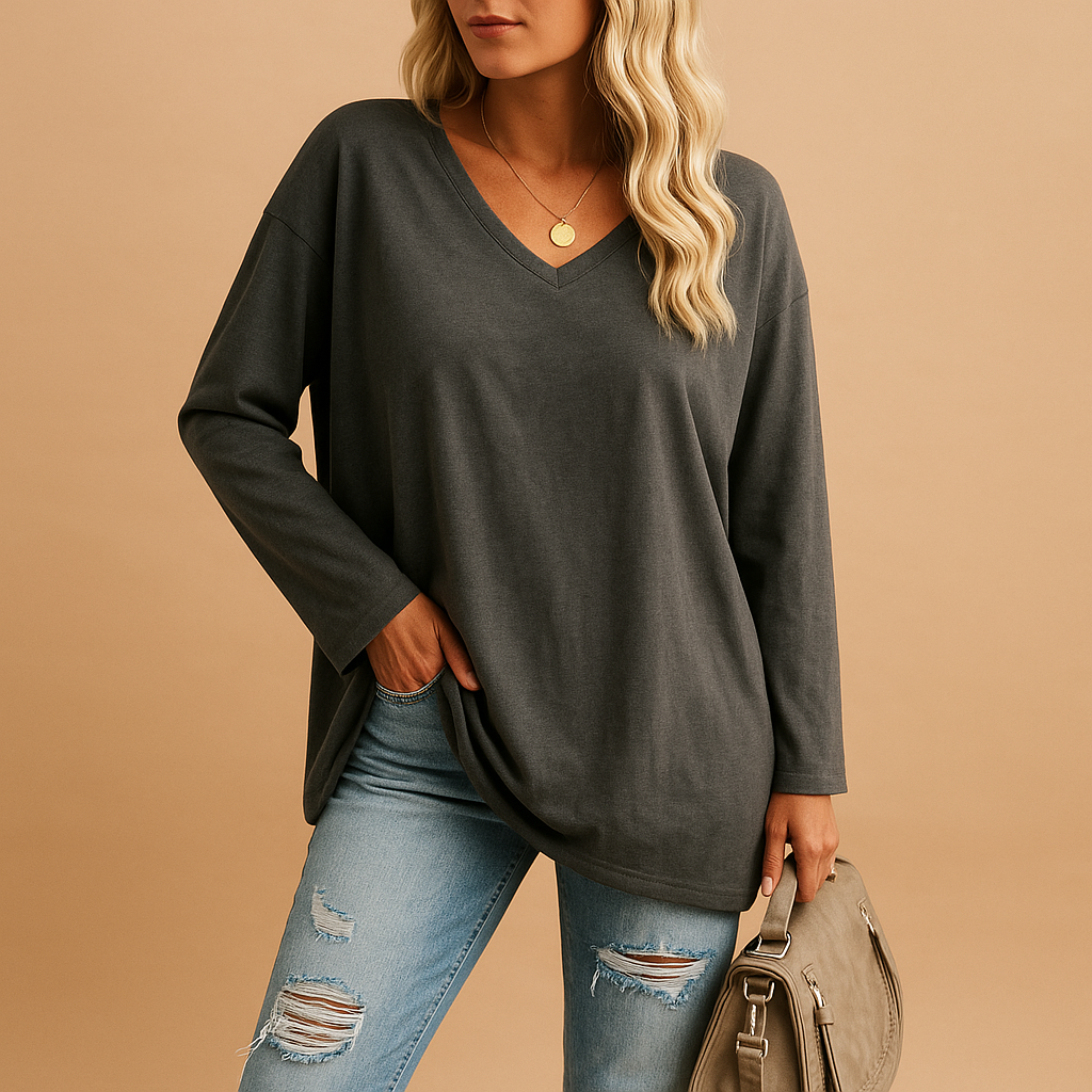 Women’s loose fit summer top with round neckline and short sleeves, ideal for casual outings, vacations, and stylish summer outfits.